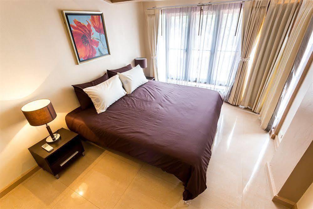 Kalim Bay Residence Patong Esterno foto